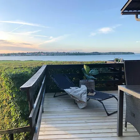 Between Toes At Hejlsminde * 하일스